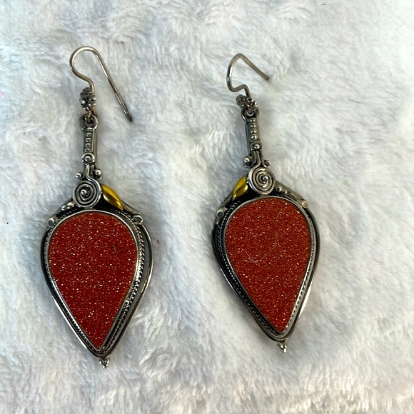 Goldstone necklace and dangle earring set. - Picture 3 of 7